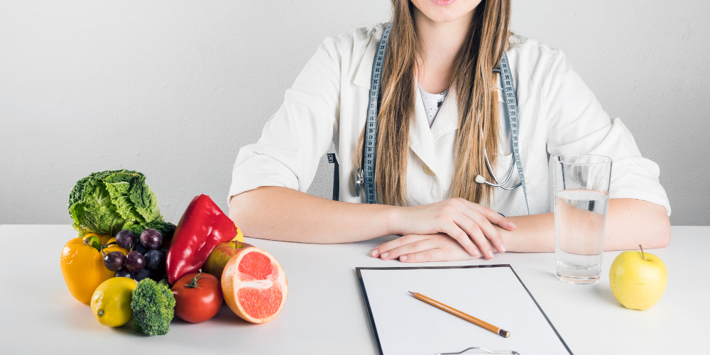 ¿Los diabéticos pueden comer de todo? Aclaramos algunos mitos relacionados con su alimentación
